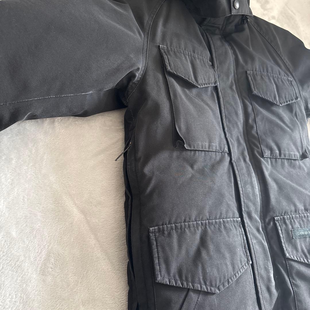 カナダグース　ダウン　ブラックレーベル