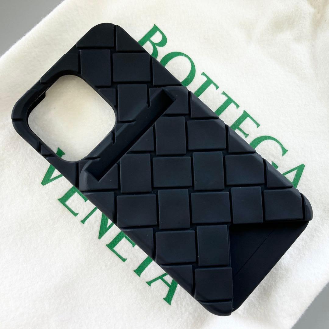 シュウ様用 新品 ボッテガヴェネタ iPhone13Proケース 黒 袋付き