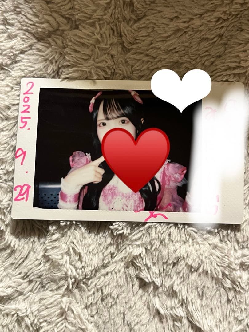 iON! あいおん 恋春ねね チェキ コメントあり - メルカリ