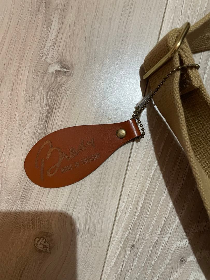 brady ブレディ AVON カーキ bshop