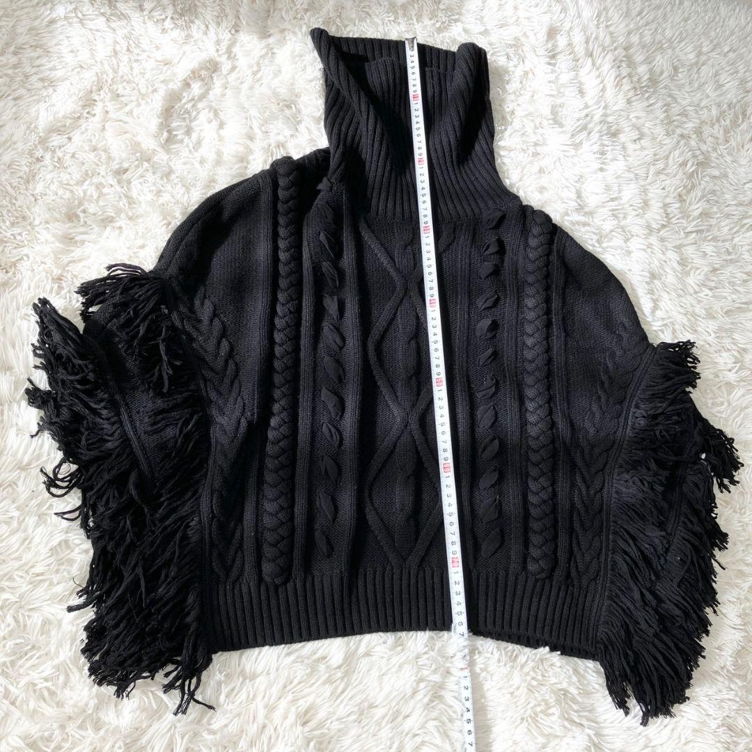VIVIENNE TAM ケーブルニットポンチョ 肉厚 フリンジ