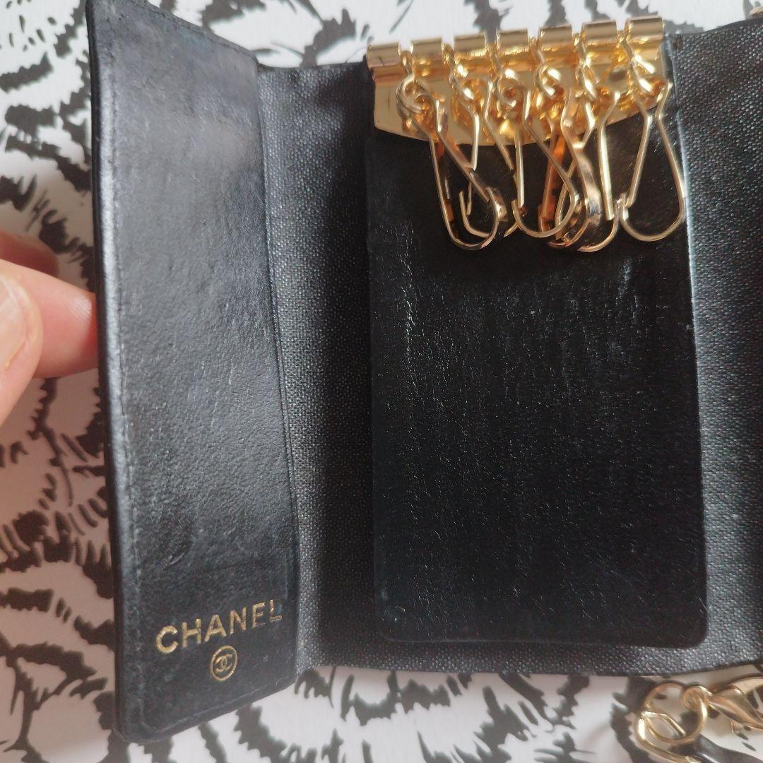 CHANEL ブラック レザー チェーンケース キーケース