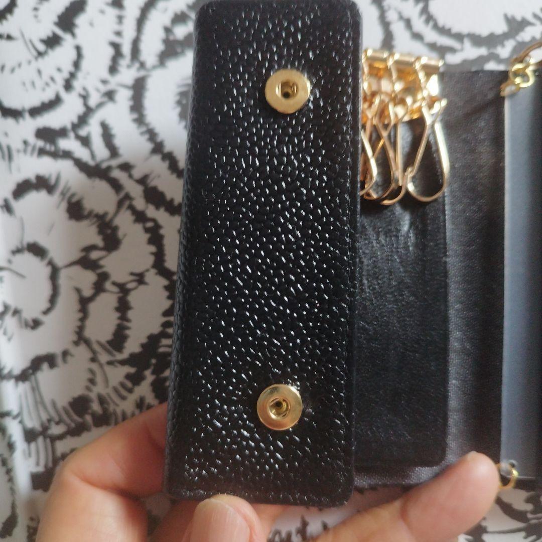 CHANEL ブラック レザー チェーンケース キーケース
