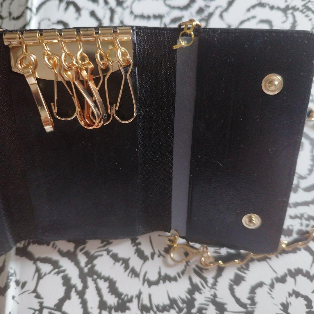 CHANEL ブラック レザー チェーンケース キーケース