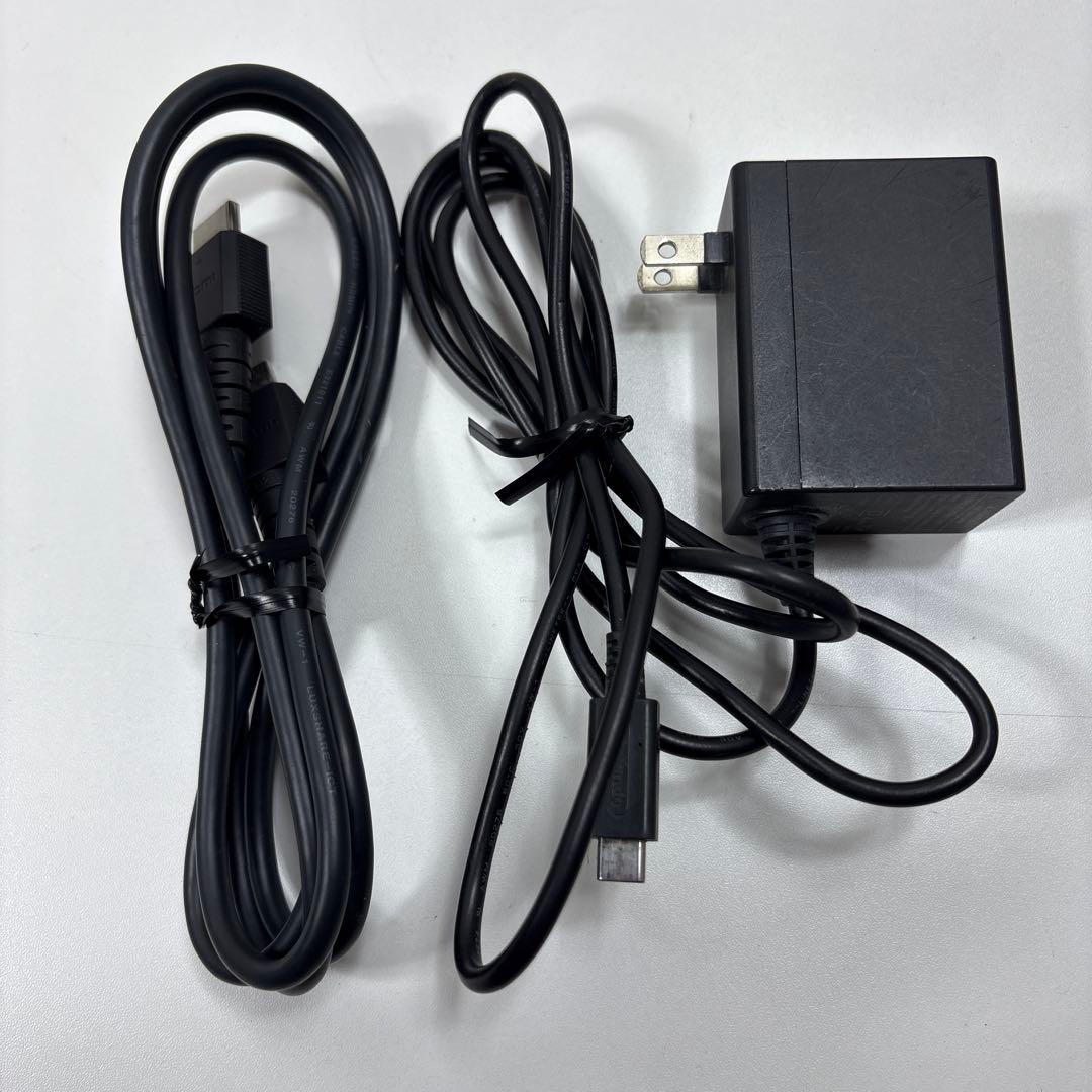 ニンテンドースイッチ　グレー