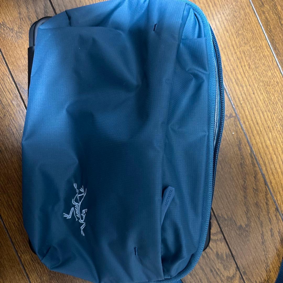 cout様　アークテリクス ヒリアド6 クロスボディバック