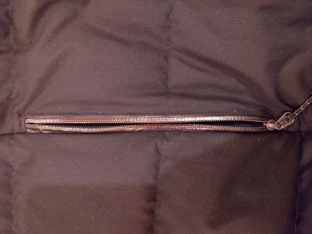 モンベル　パーマフロストライトダウンパーカー　M