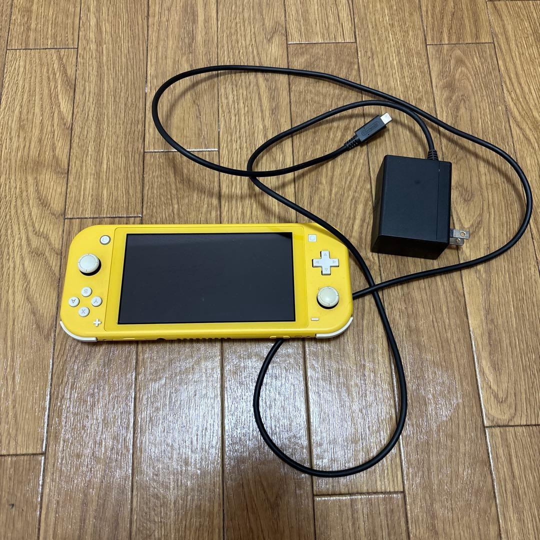 Nintendo Switch Lite イエロー 充電器付き