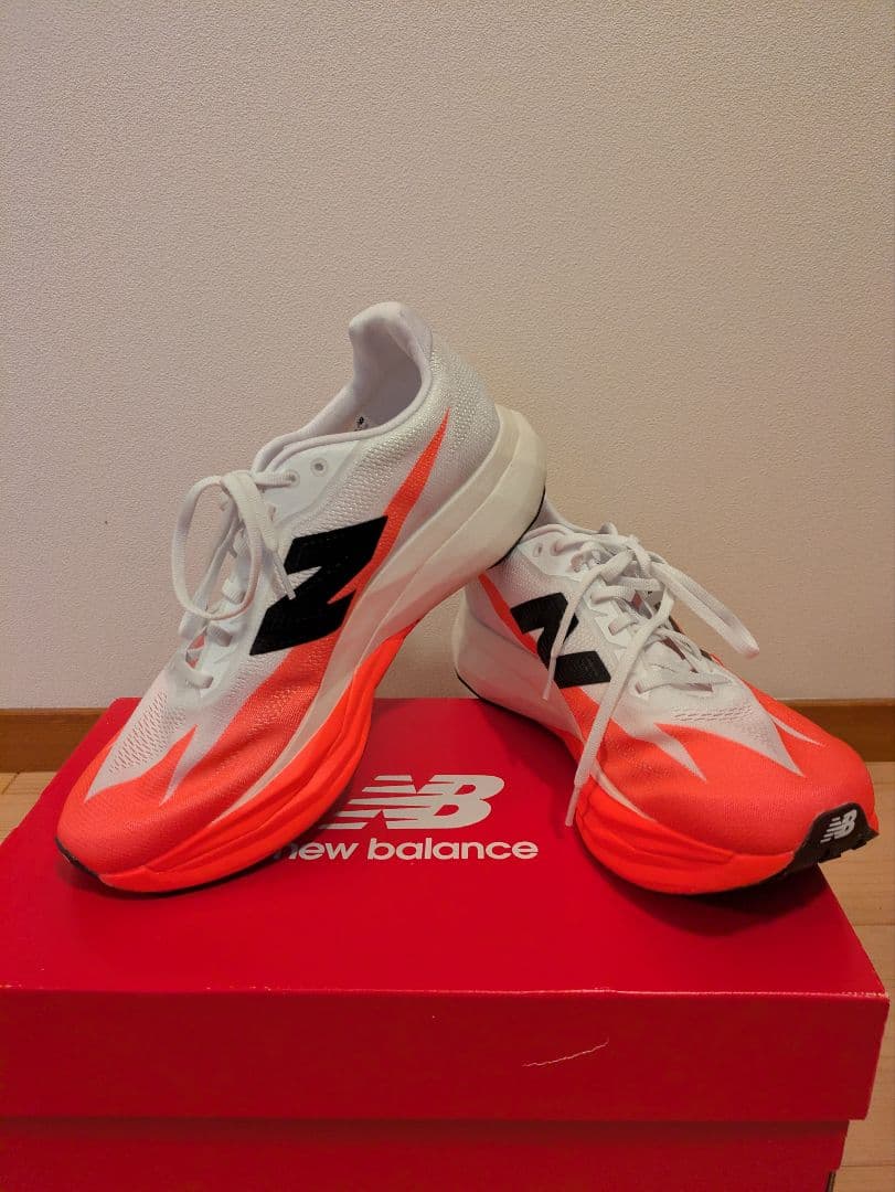 New Balance Fuelcell SC Elite 5 初期特典付き-キャンペーン価格