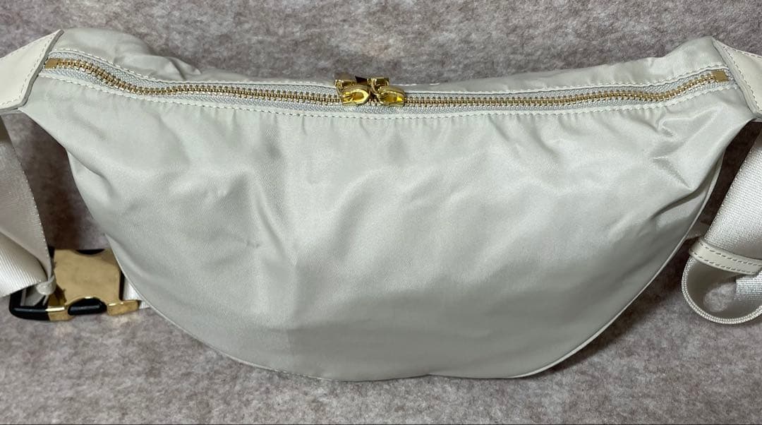 【3652】VIOLAd’ORO / ナイロン ボディーバッグ ショルダー