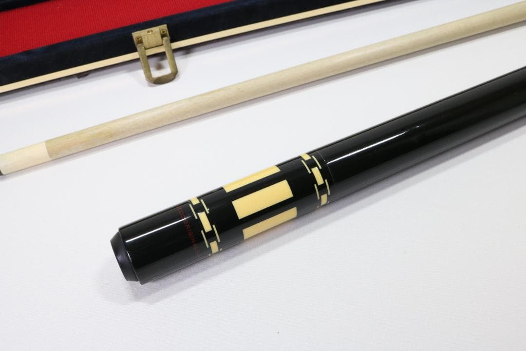 【USED】Meucci メウチ ビリヤードキュー HOF01 ケース付き