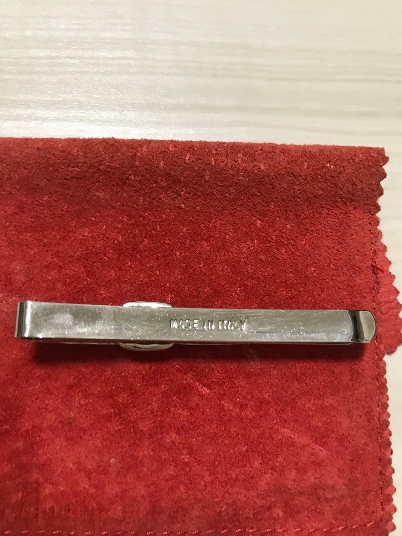 サルヴァトーレフェラガモ　ネクタイピン　イタリア製　メンズ