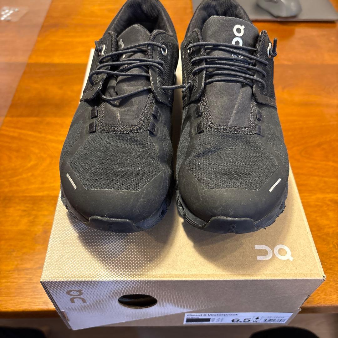 on Cloud 5 Waterproof オールブラック 6.5W