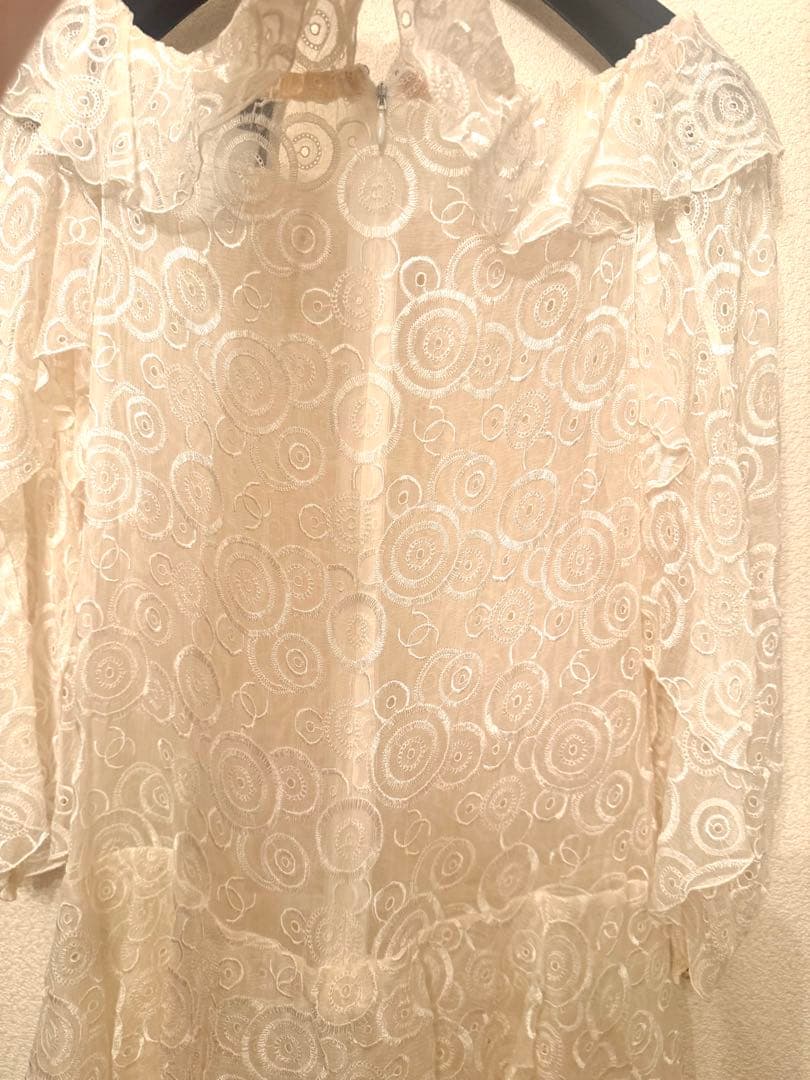 レア　美品シャネル　ホワイトロゴ刺繍ドレス