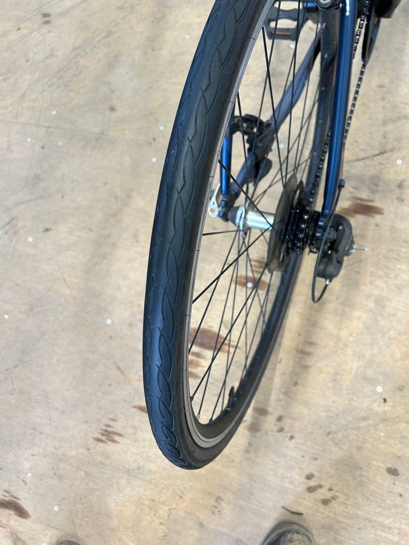 NESTO クロスバイク ネイビー 7段変速