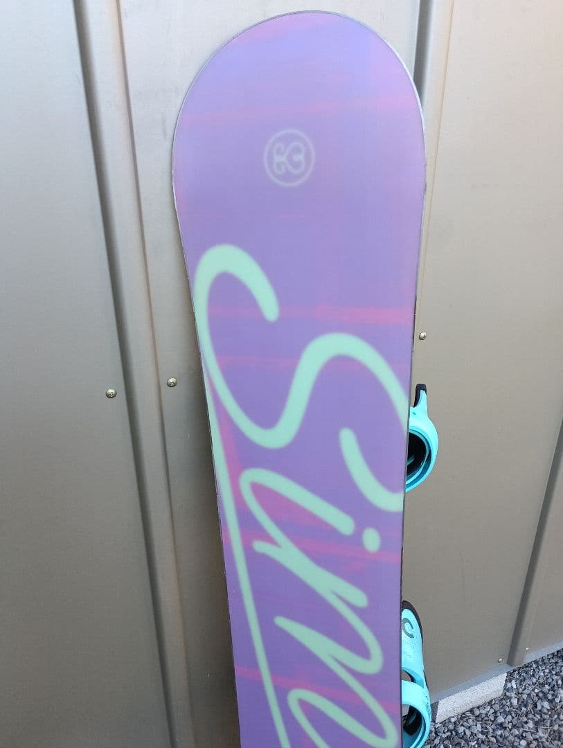 美品！SIMS 4U 148cm & BURTON CUSTOM Sサイズ