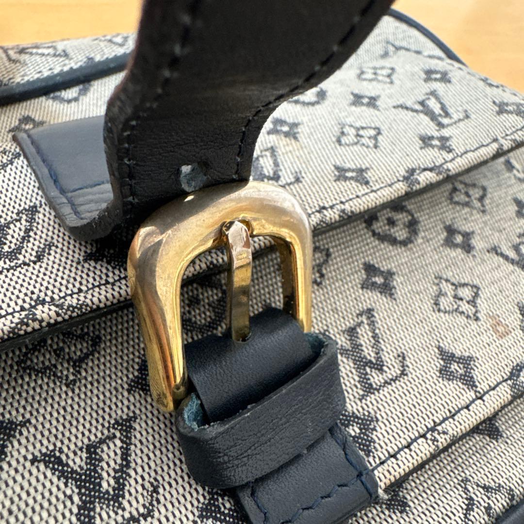 Louis Vuitton ボディバッグ グレー・ネイビー