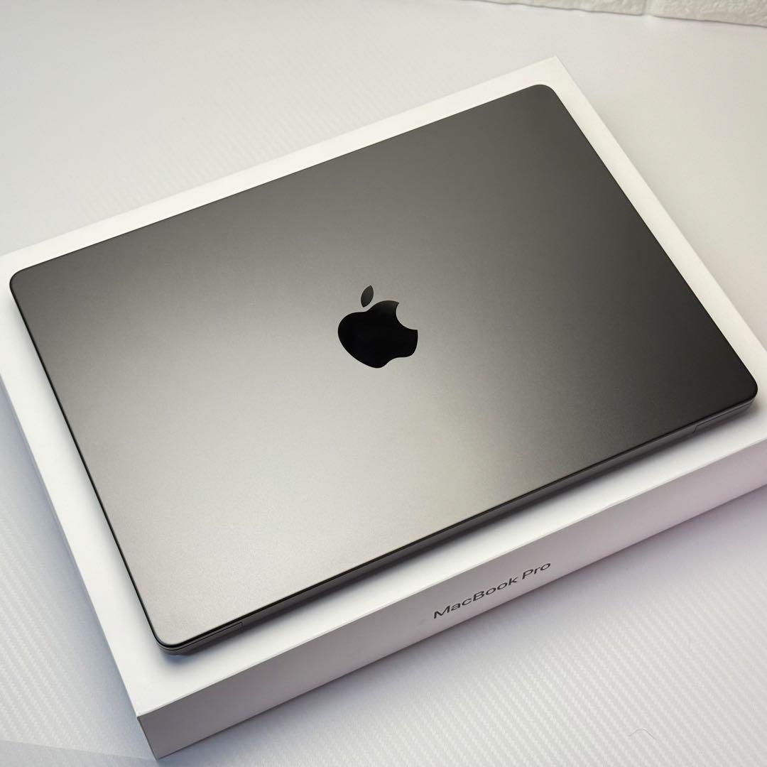 MacBook Pro 14インチ M4 16GB 1TB スペースブラック