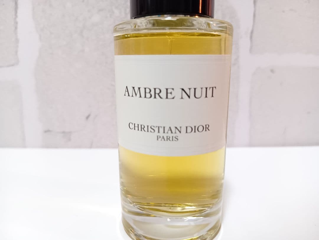 メゾンクリスチャンディオール　アンブルニュイ オードゥパルファン　dior 香水
