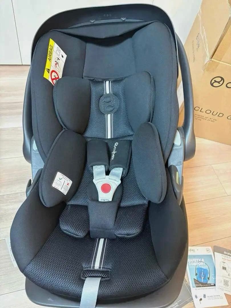 【2025年購入】Cybex クラウド G i-Size ベースGセット