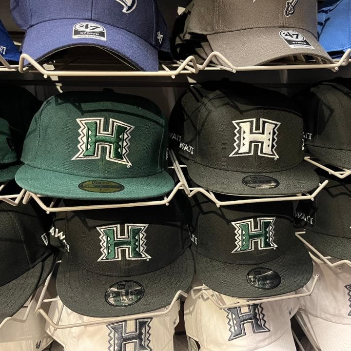 ☆ハワイ限定☆ ハワイ大学【Lids限定】ニューエラ 9FIFTY SNAP