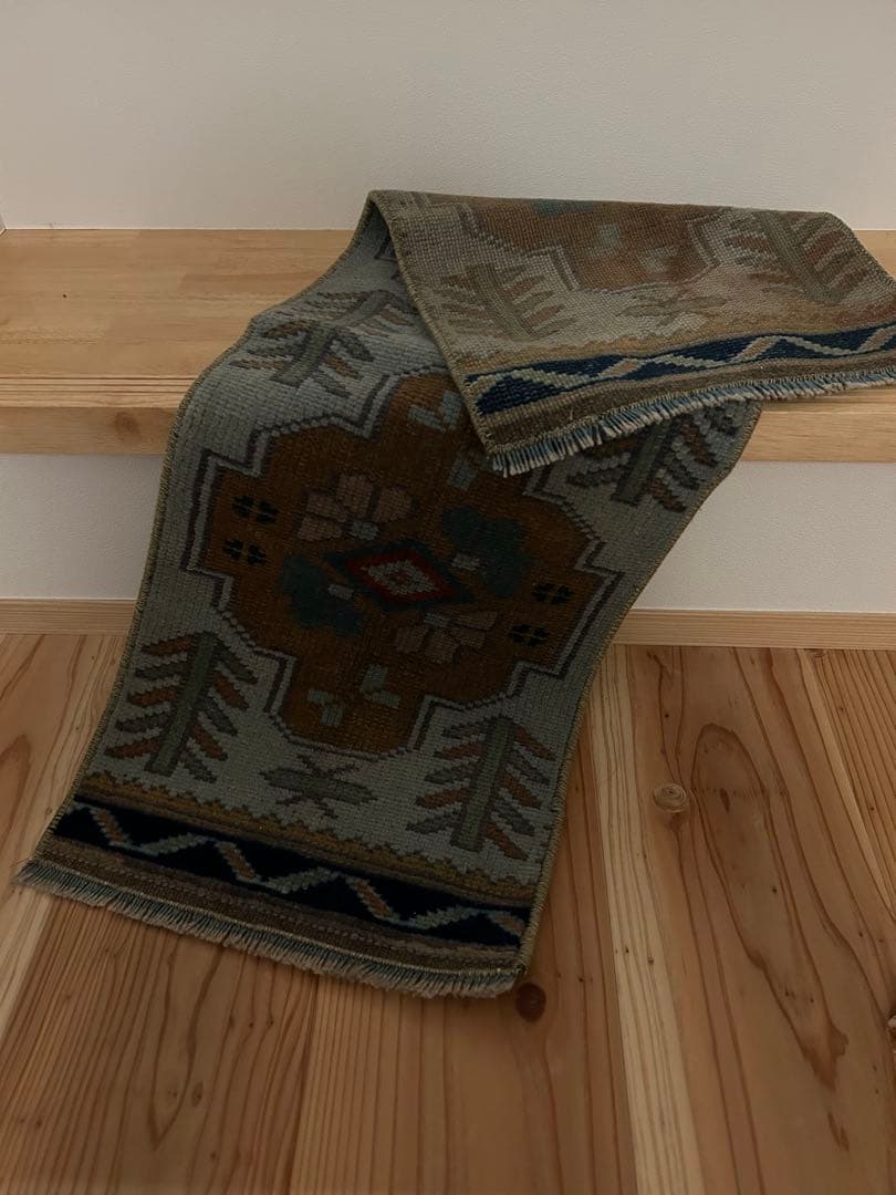 ヴィンテージ　トライバルラグ