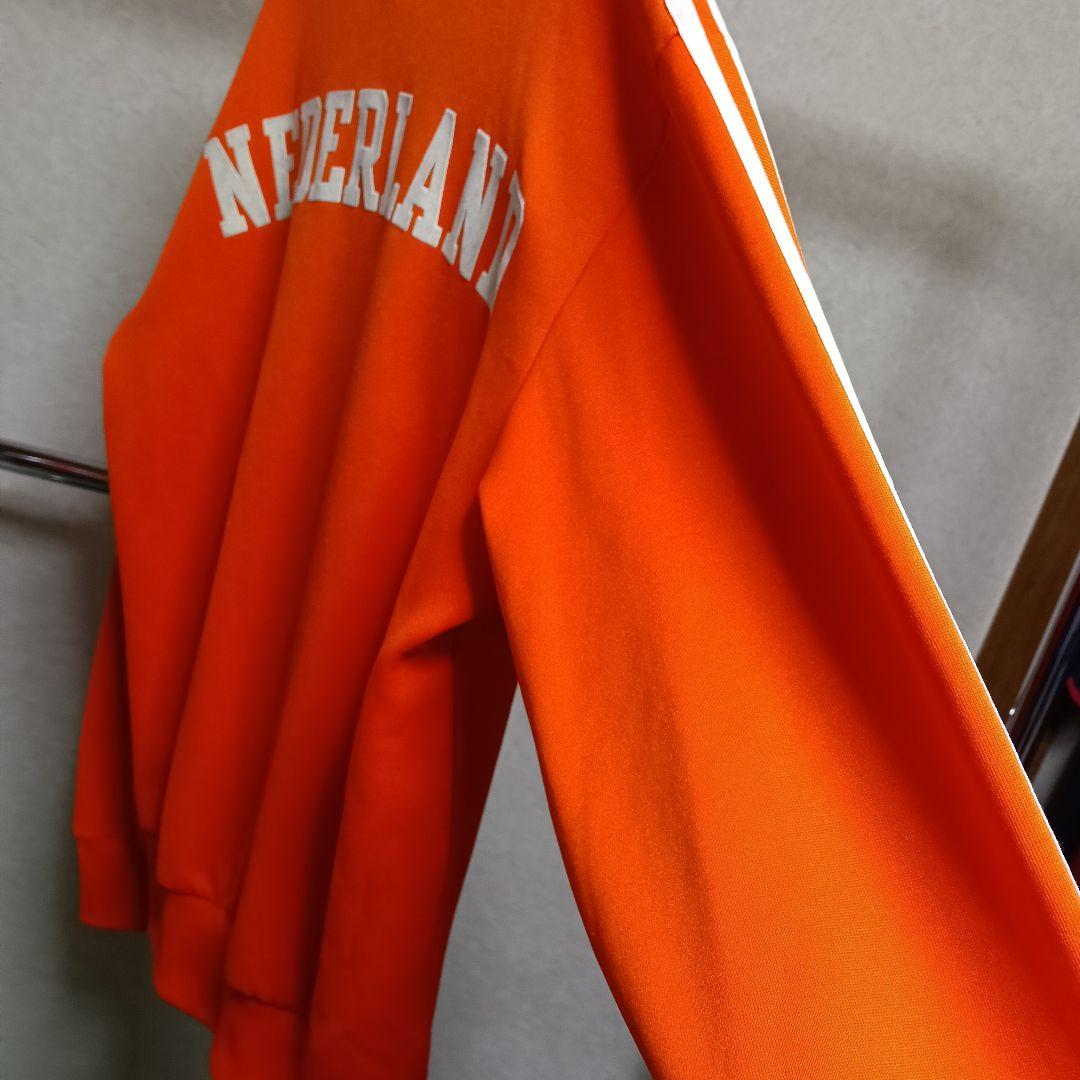 大人気！】アディダスオリジナルス 2006オランダ代表 トラックトップM