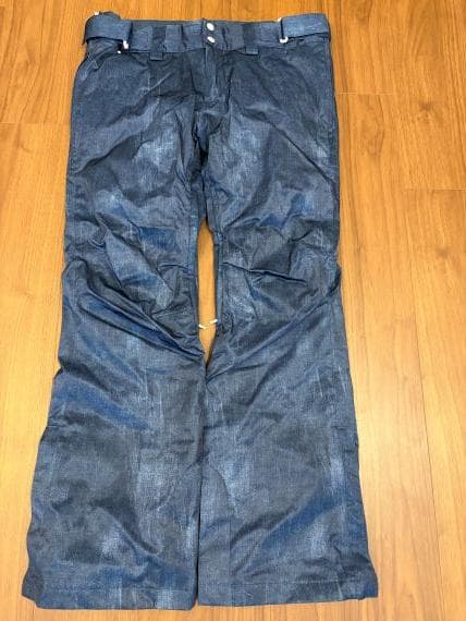 【超美品】上下スノーボードウェア 女性用＿サイズ：上下ともにM