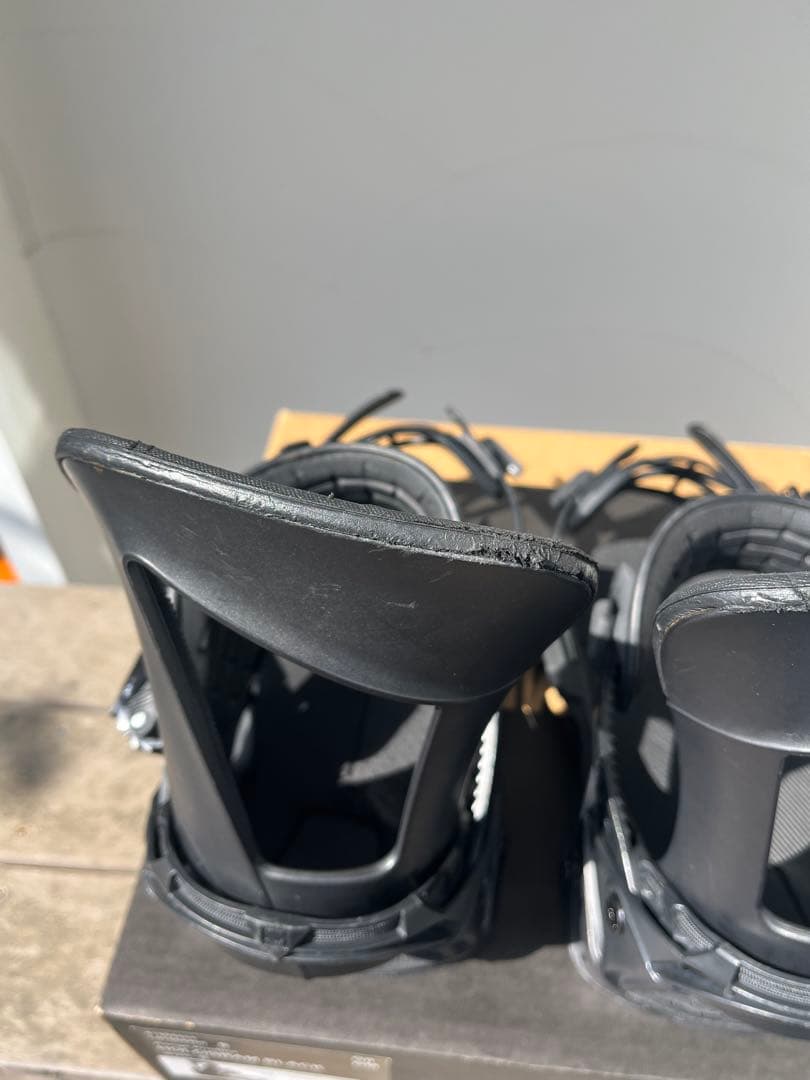 SALOMON HOLOGRAM スノーボード　ビンディング　Sサイズ