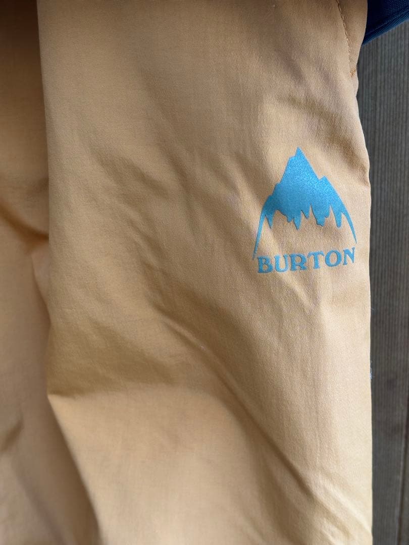Burton バートン　スノーボード ウェア　女性　ジュニア　レディース