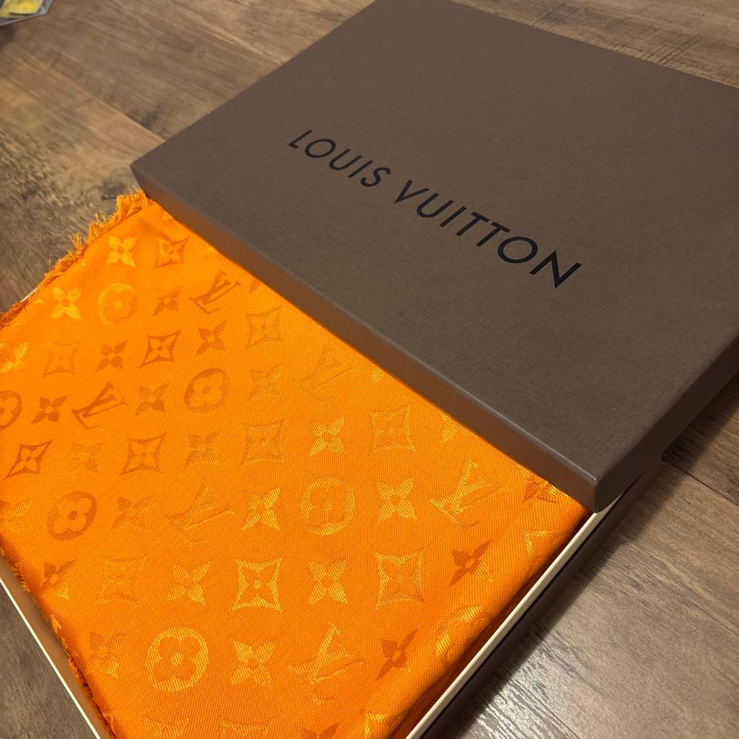 LOUIS VUITTON 大判スカール　オレンジ　美品　箱入り