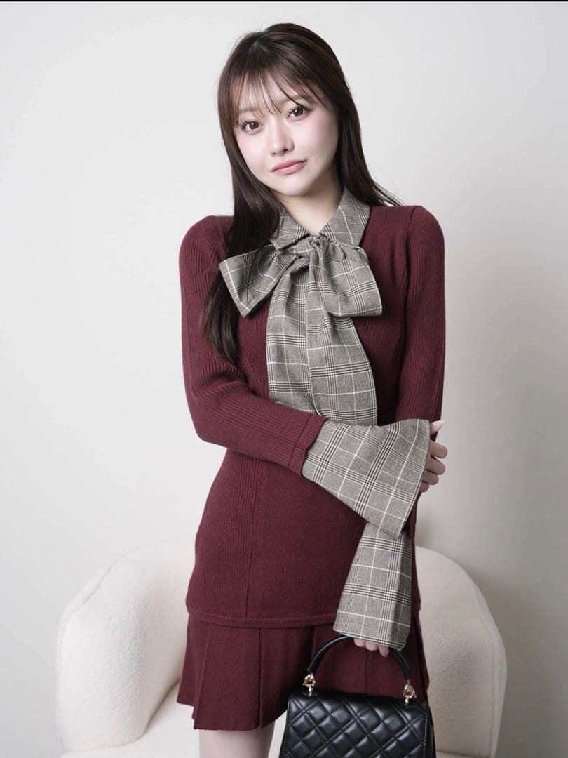 新品 LIP SERVICE フロントZIPニットプリーツワンピース