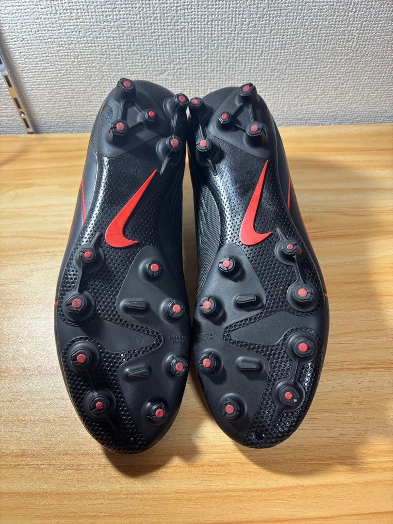 ナイキ マーキュリアル ヴェイパー 15 アカデミー HG ブラック×レッド