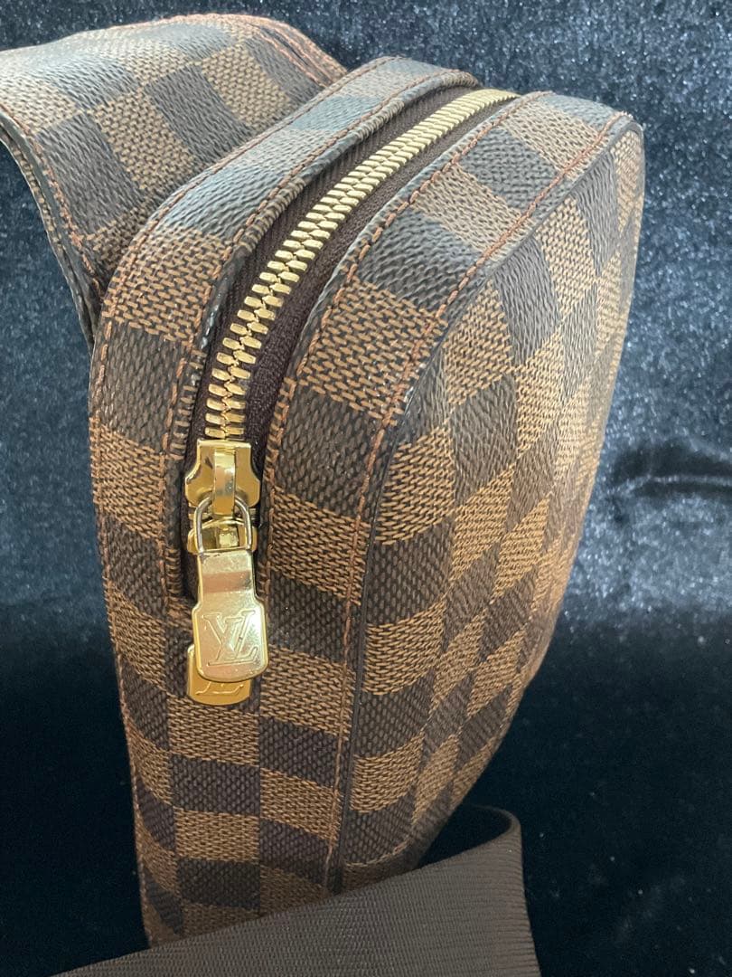 Louis Vuitton ルイヴィトン ダミエ ボディバッグ