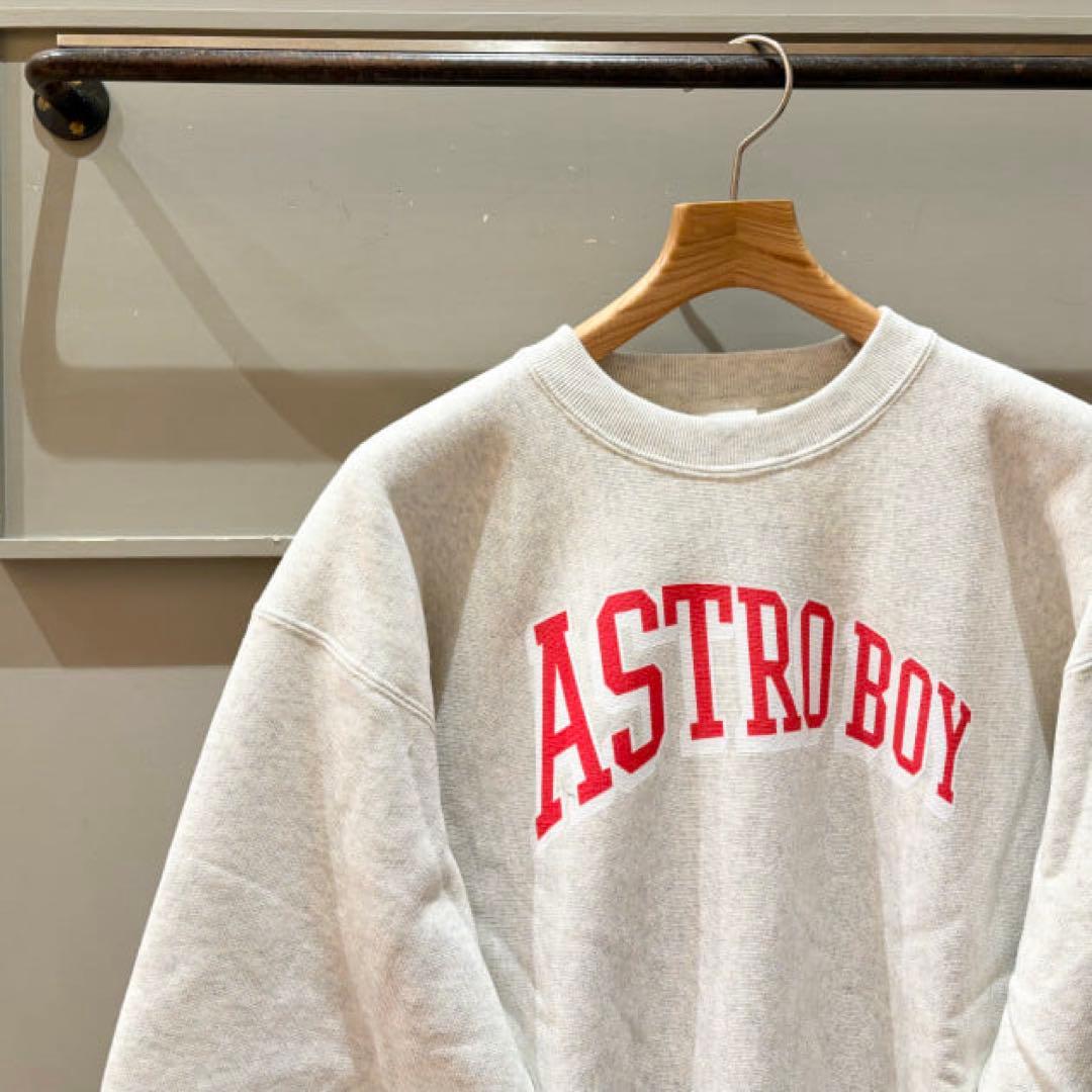 Champion × 鉄腕アトム リバースウィーブ クルーネックスウェットシャツ