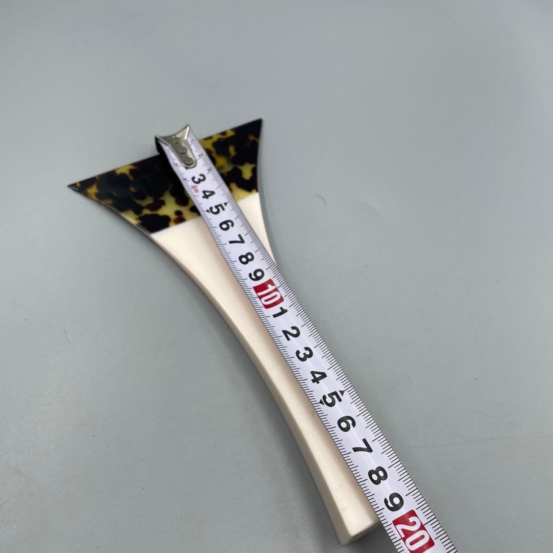 239ヴィンテージ 天然素材　三味線バチ　重さ約106g