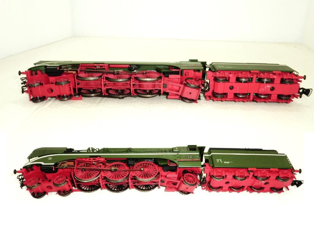 HOゲージROCO 東ドイツ国鉄 DR 高速試験用機関車 BR18 201号機