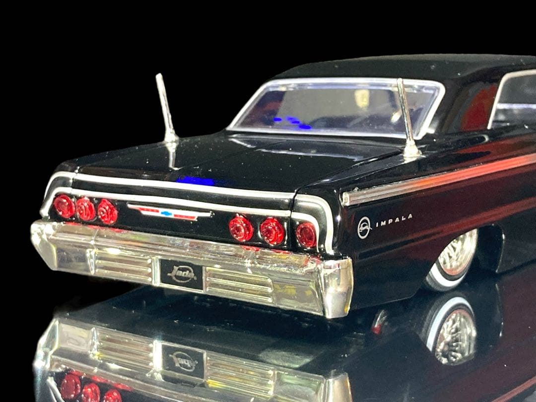 Jada Toys《 '64 シボレー インパラ ローライダー 黒 》 #開封品