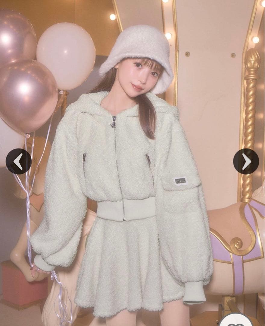 ミシェルマカロン ボアフーディセットアップ - メルカリ