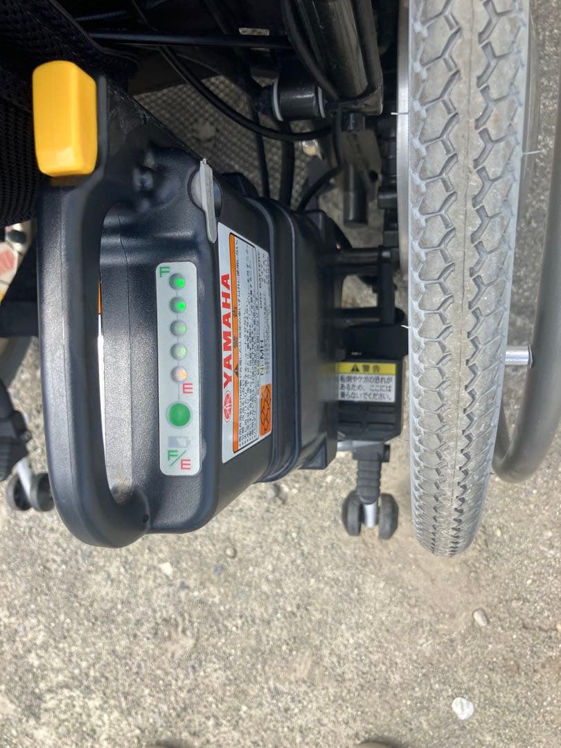 最終値引き　電動車椅子 ヤマハJWアクティブ　 バッテリー　充電器付き　中古品