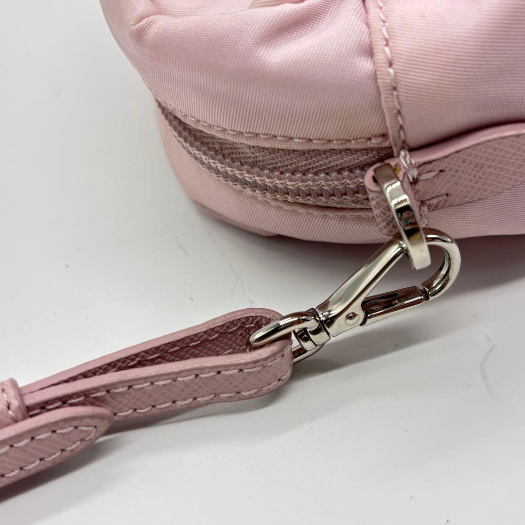 PRADA プラダ ピンク ナイロン ポーチ 三角プレート