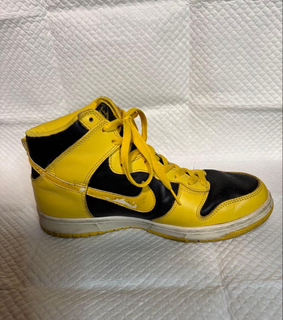 NIKE アイオワ ナイキ 27.5cm イ エロー✕黒