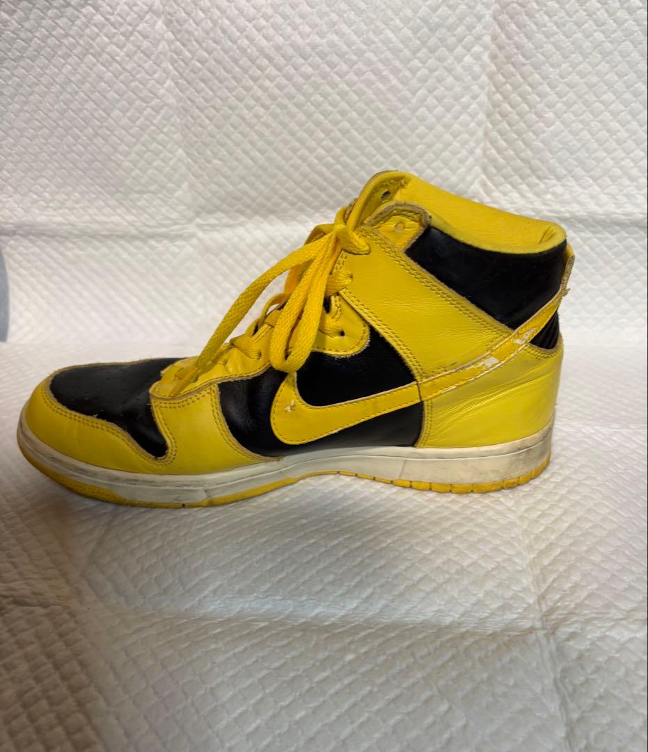 NIKE アイオワ ナイキ 27.5cm イ エロー✕黒