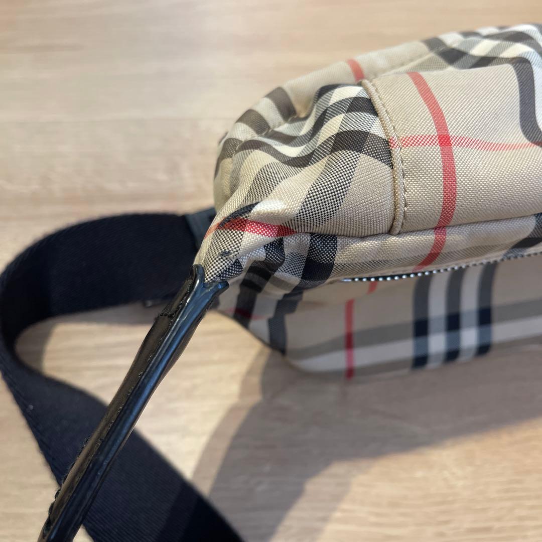 ［タグ類完備］Burberry ボディバッグ　チェック　バムバッグ