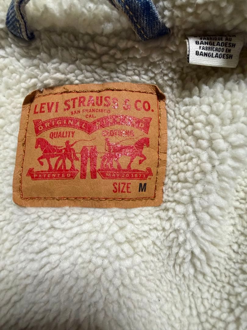 リーバイス　デニム ボア ジャケット　Mサイズ