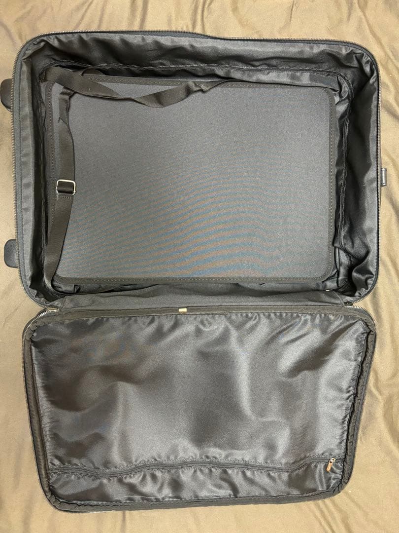 専用ロエベ【LOEWE】アナグラム　ブラック　キャリーバッグ　SALE中