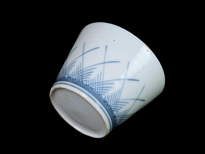 古伊万里 染付 桧垣草紋の図 蕎麦猪口 江戸期 080AS-CDf - メルカリ