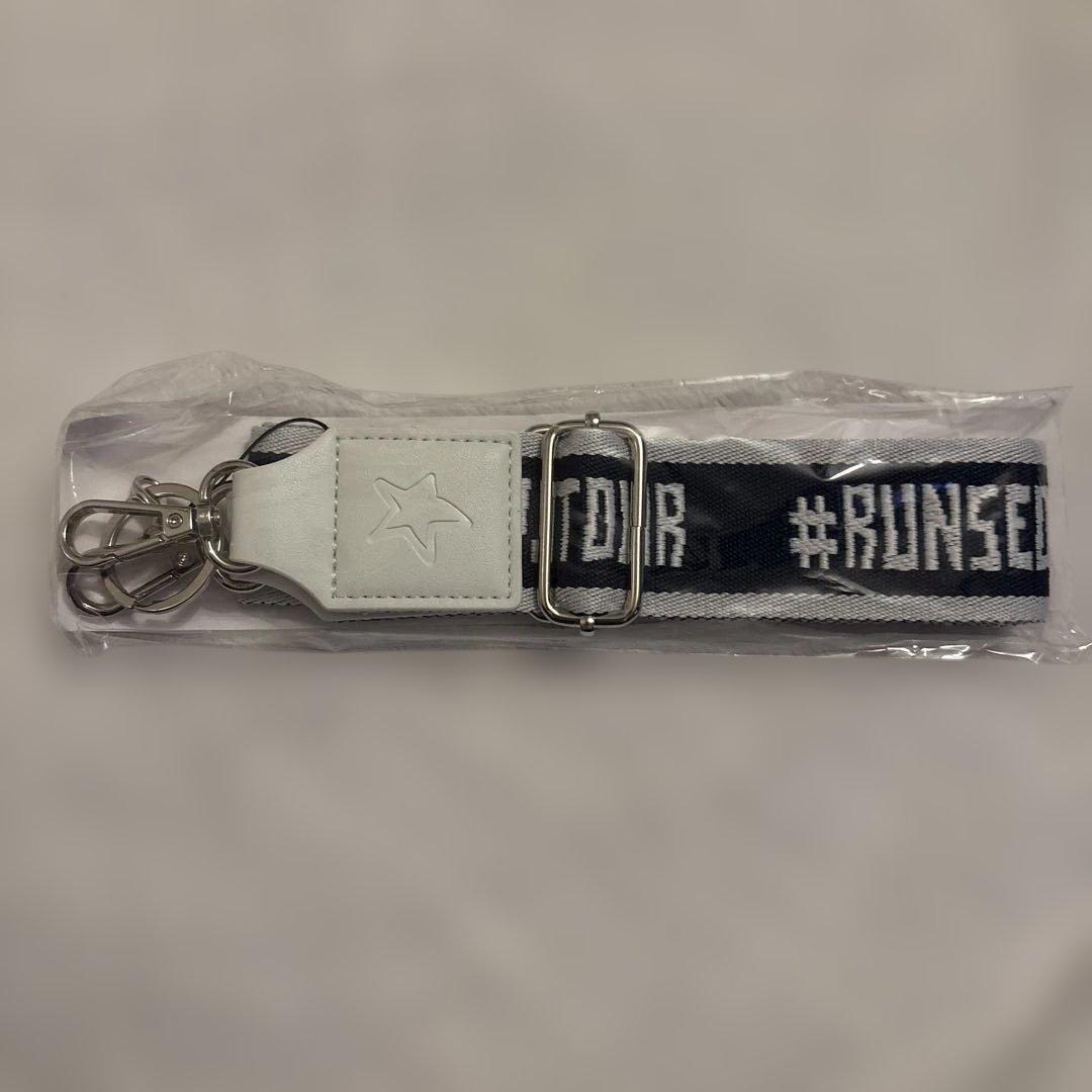 run seokjin ショルダーストラップ - メルカリ