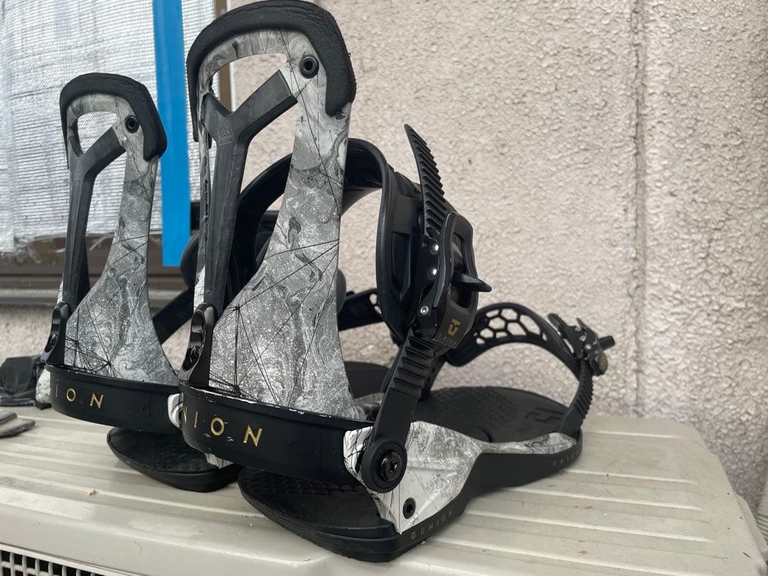 UNION falcor スノーボードビンディング
