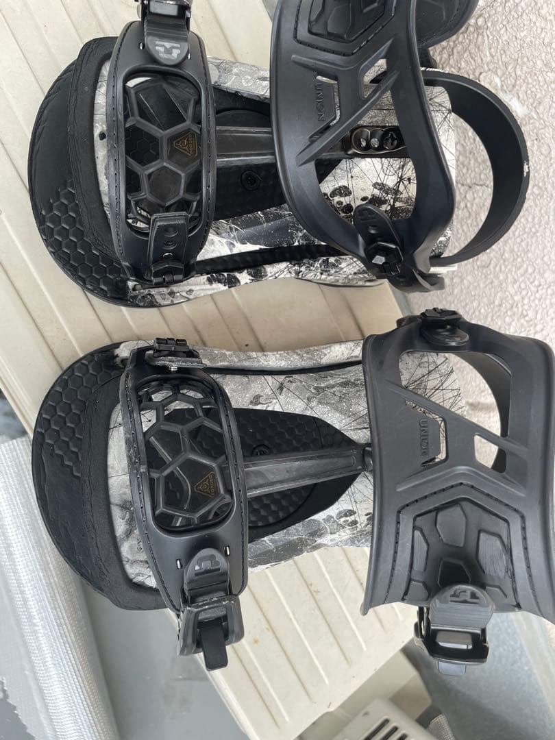 UNION falcor スノーボードビンディング